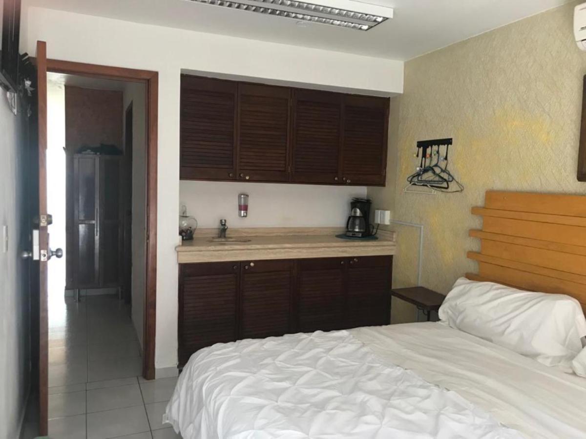Отель Casa D Miros Familias , Grupos Y Empresas Max 20 P Гвадалахара Экстерьер фото