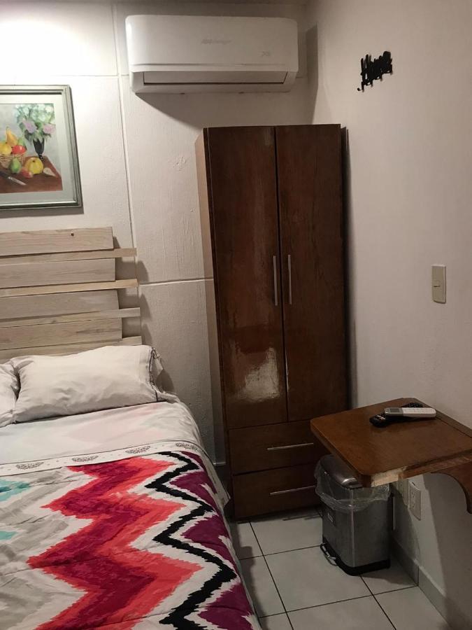 Отель Casa D Miros Familias , Grupos Y Empresas Max 20 P Гвадалахара Экстерьер фото