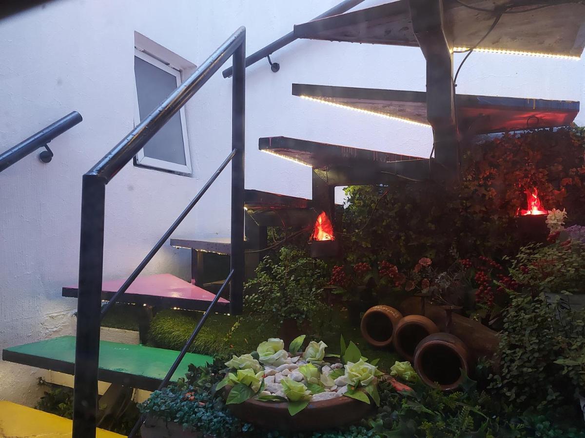 Отель Casa D Miros Familias , Grupos Y Empresas Max 20 P Гвадалахара Экстерьер фото