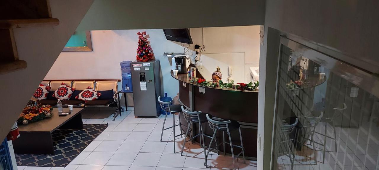 Отель Casa D Miros Familias , Grupos Y Empresas Max 20 P Гвадалахара Экстерьер фото